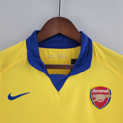 03-05 arsenal away kit